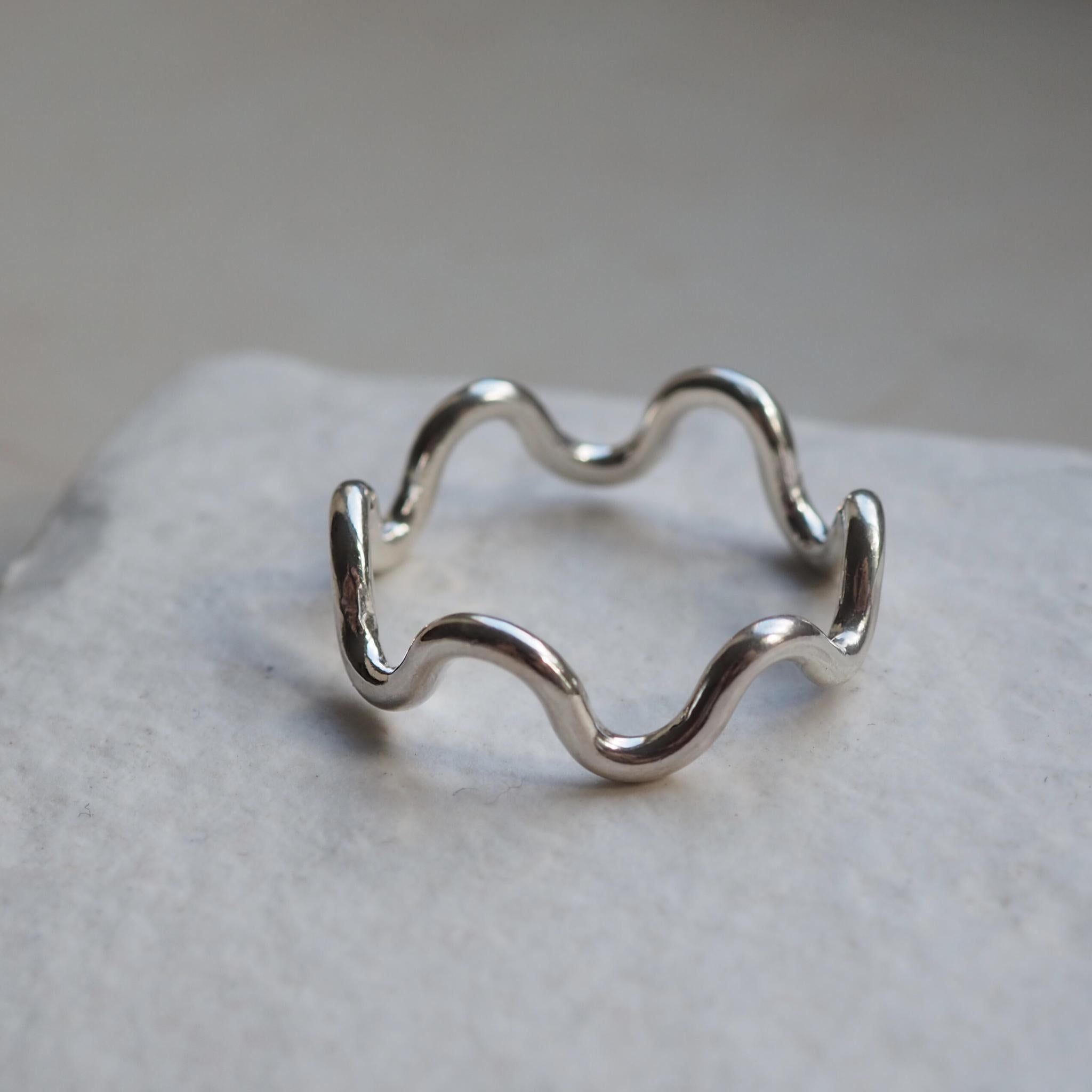 Ripple Ring