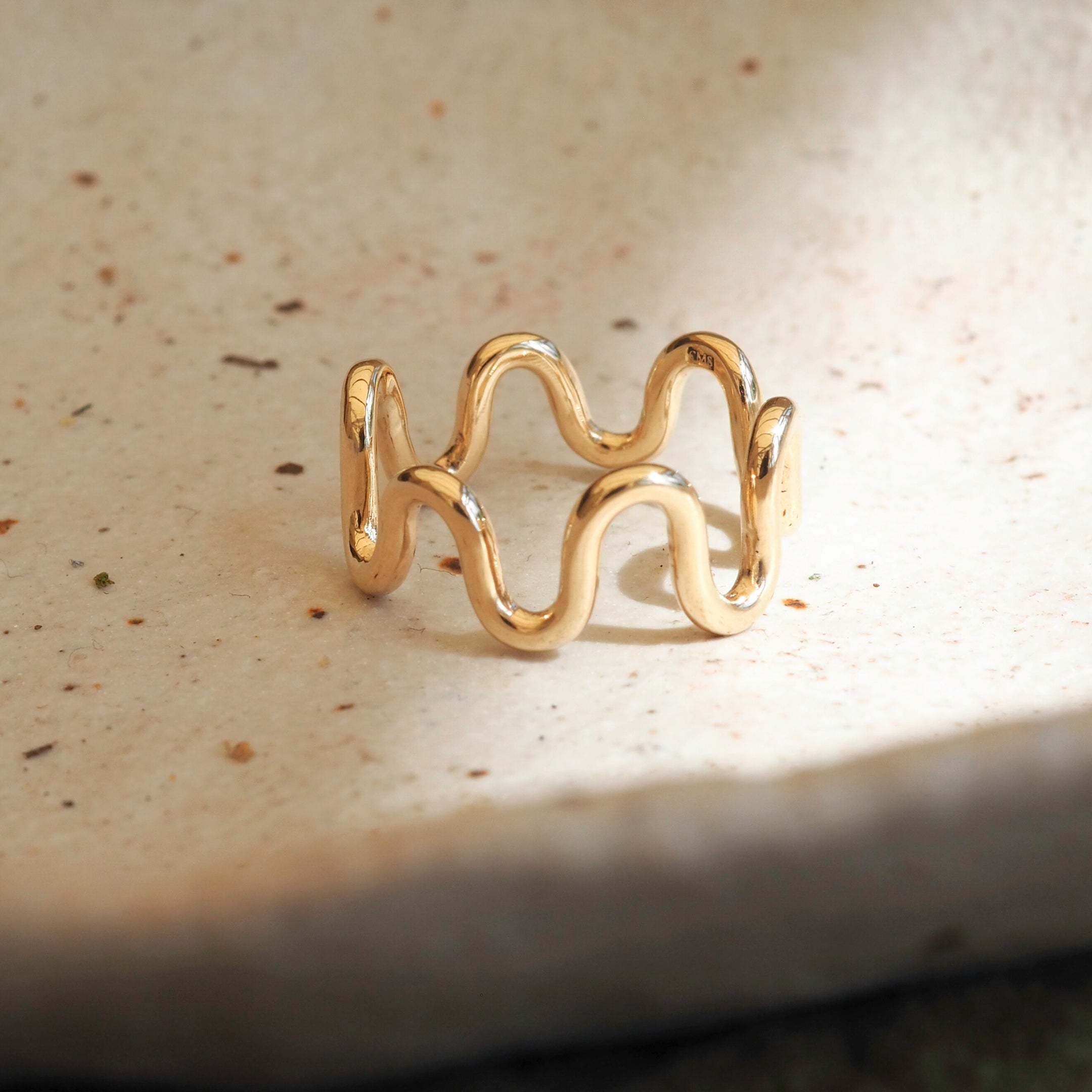 Gold wavy stacking ring